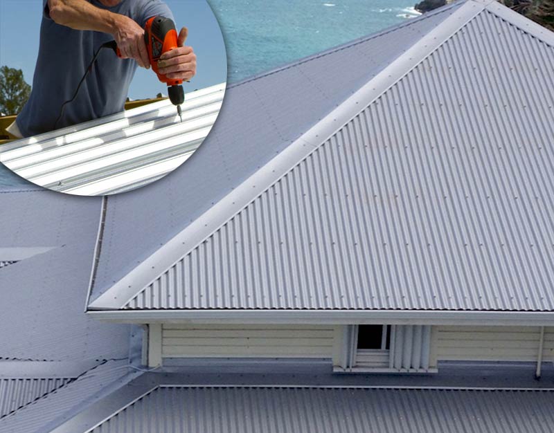 TECHNITOITURE974 : votre artisan couvreur dans l'île de la réunion 974 : travaux de couverture, réparation, entretien toiture en tôle, pose de gouttières, Nettoyage, démoussage toit tôle, traitement de la rouille, étanchéité, resserrage de boulons et peinture hydrofuge toiture, ravalement peinture façade, nettoyage des extérieurs.